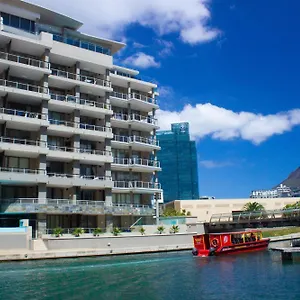 Canal Quays 606 On V&a Waterfront Canals Cape Town